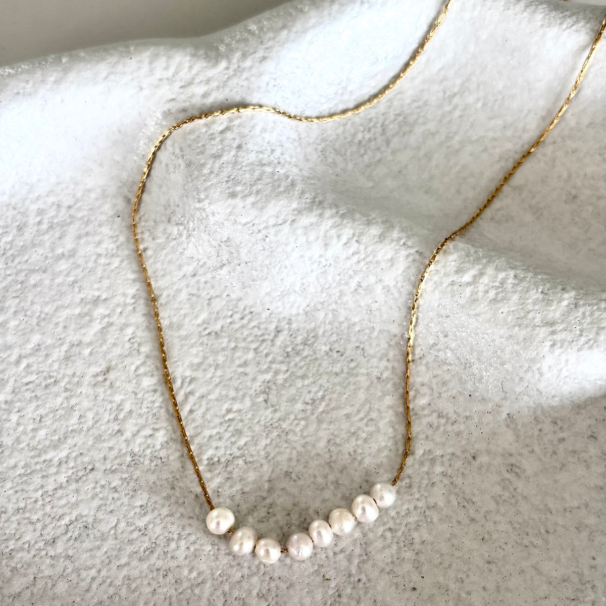 Floating Pearl Gold Necklace