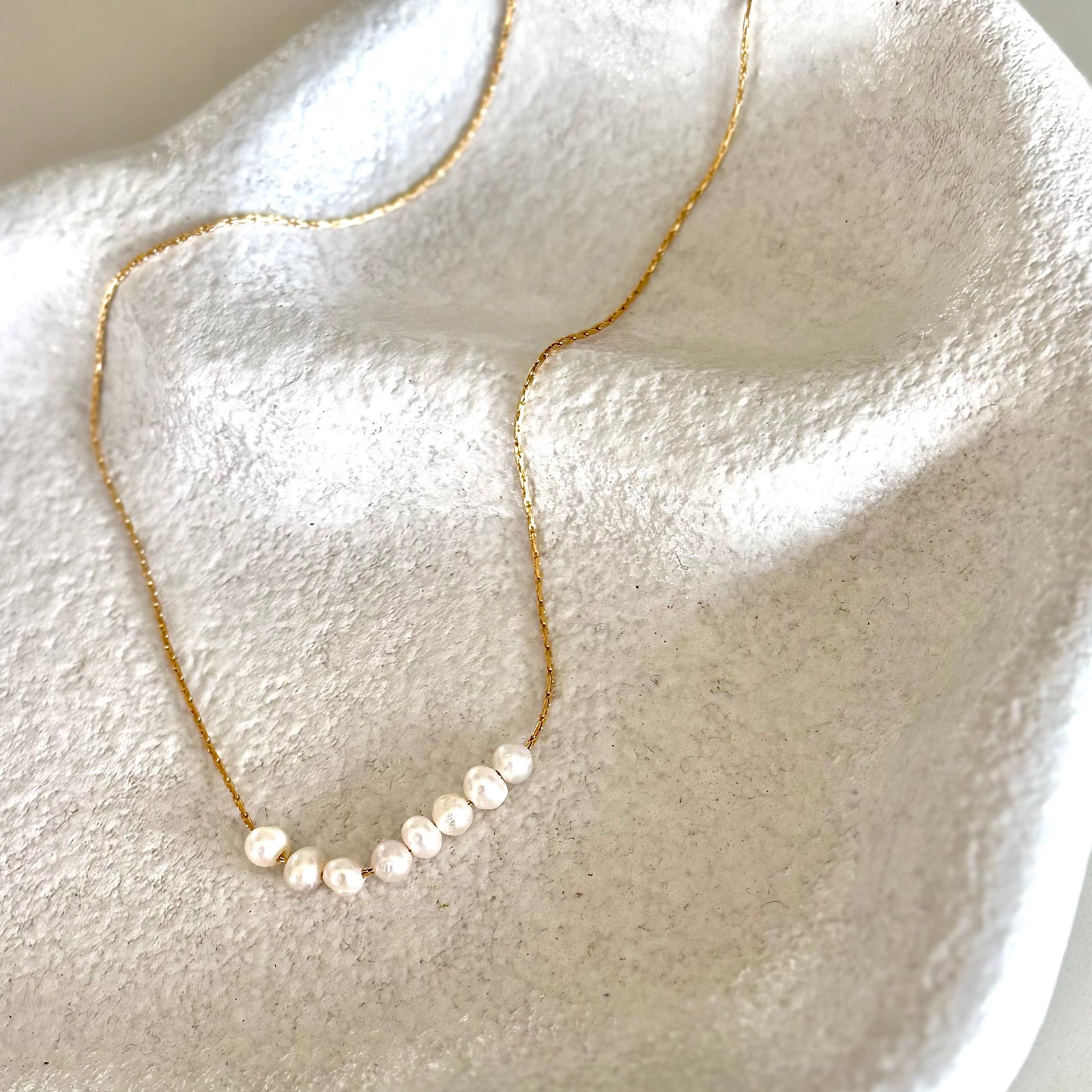 Floating Pearl Gold Necklace