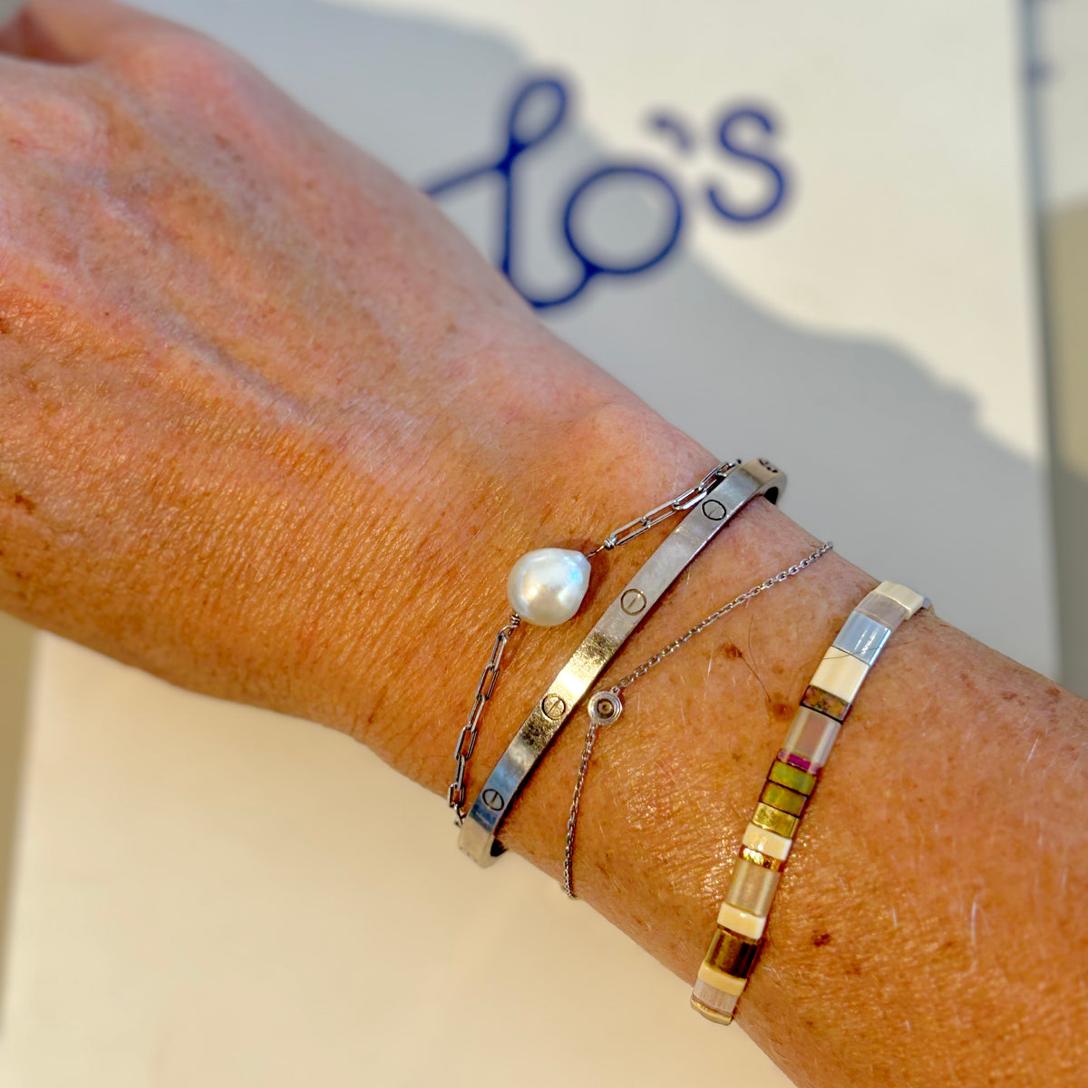 Delicate box chain pearl bracelet Silver