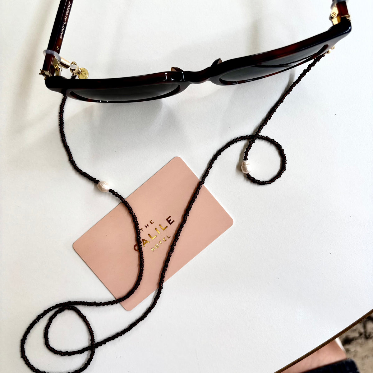 Lulu Glasses Chain chocolate