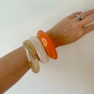 Rita resin chunky Bangle - Honey