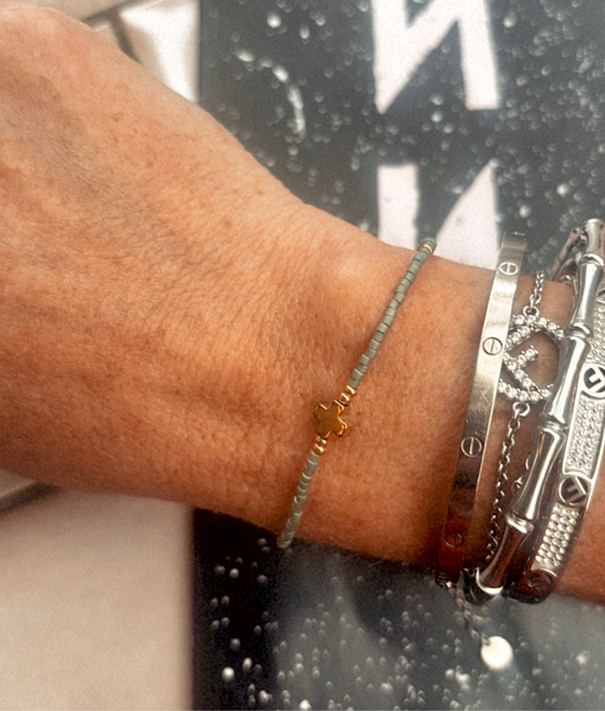 Delicate Cross bracelet, Olive