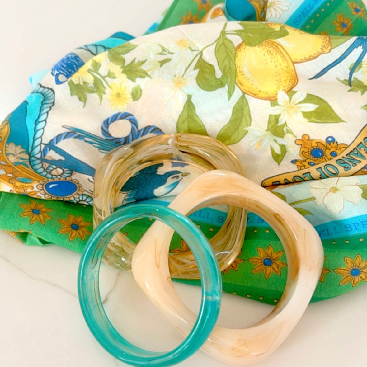 Medium Resin Bangle - Turquoise