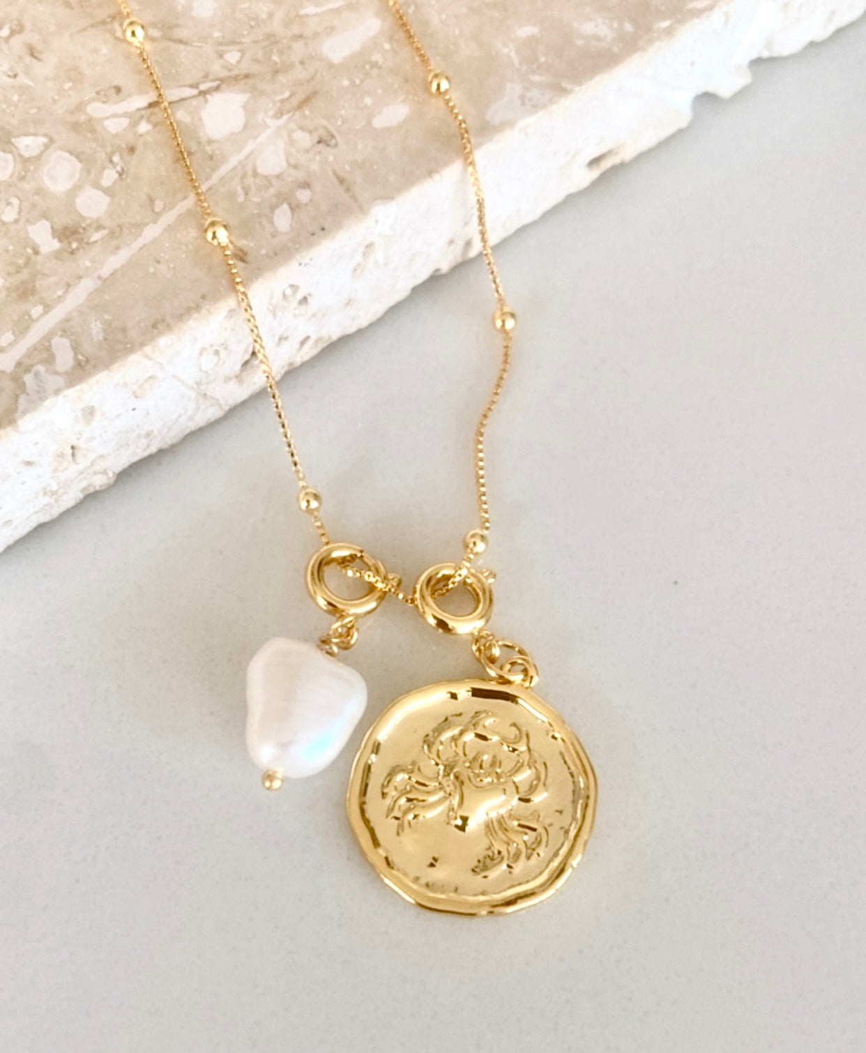 Zodiac with Freshwater Pearl - Cancer June 21 - July 22