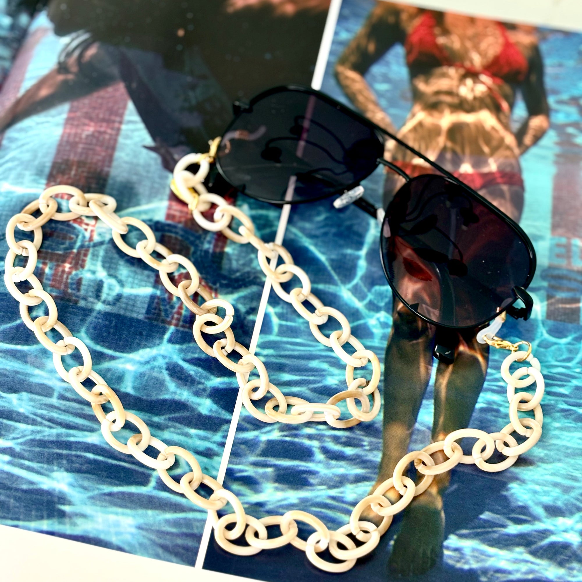 Bondi Glasses Chain Sand