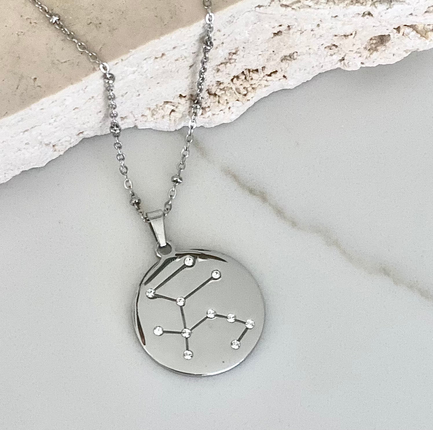 Zodiac - Aquarius Silver Jan 21 - Feb 19