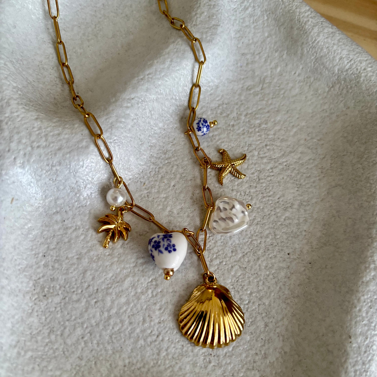 Sicilian charm necklace Gold