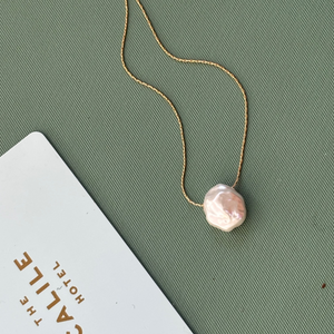 Anastasia Pearl Choker