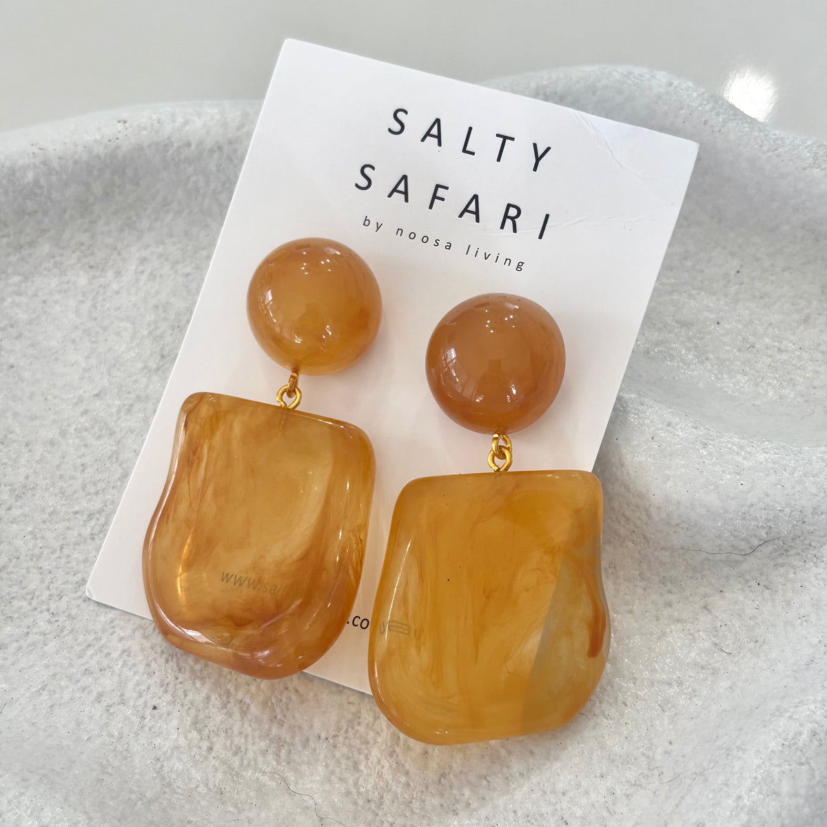 Statement Resin Earring Honey