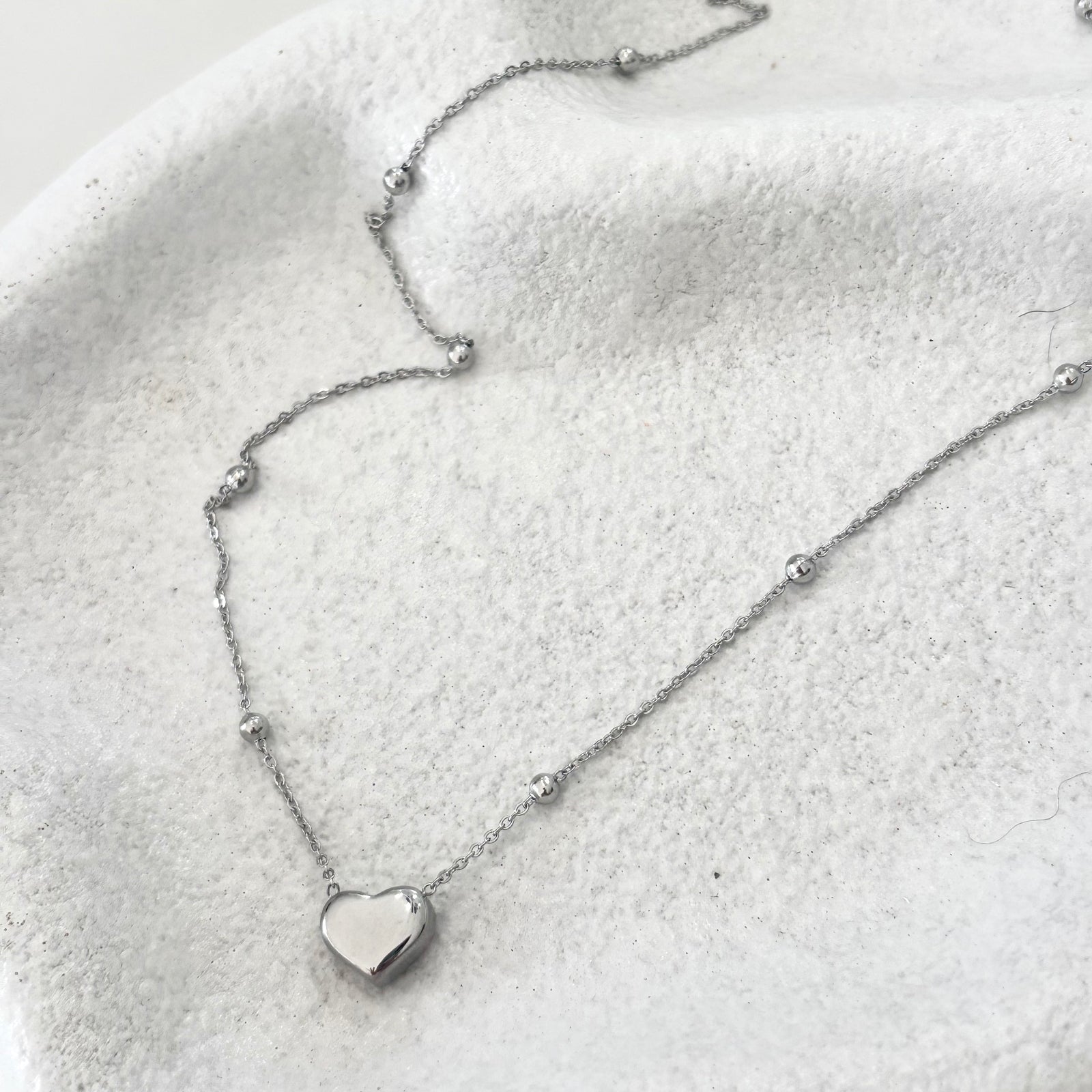 Single Heart Necklace, Silver