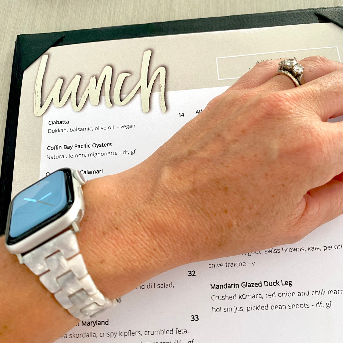 Capri Apple Watch Band - Snow Pearl