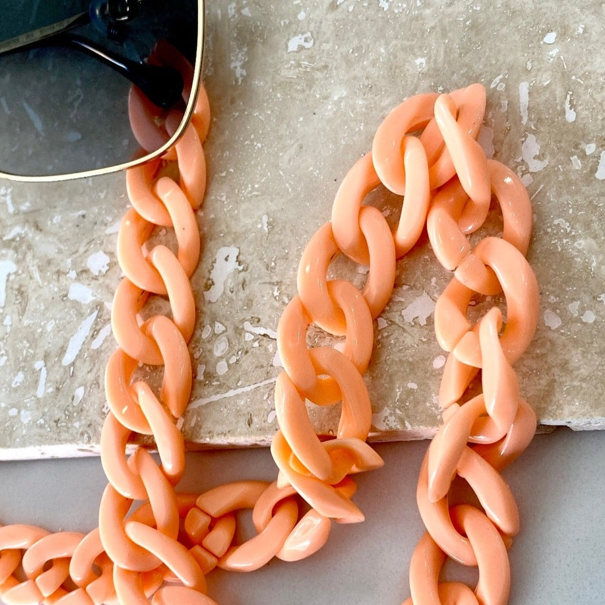 Fruit Tingle Peach - Sunglass Chain
