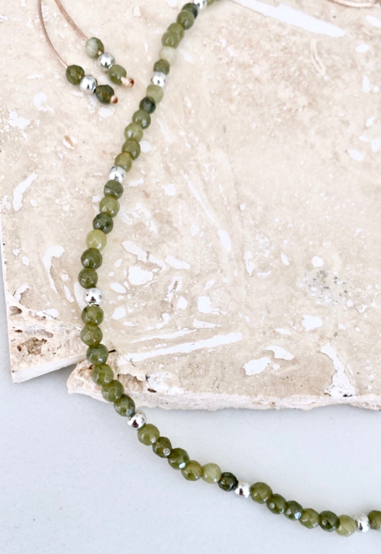 Riviera Necklace - Olive Silver